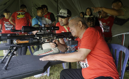 KEJUARAAN MENEMBAK WALIKOTA CUP I di TIDORE