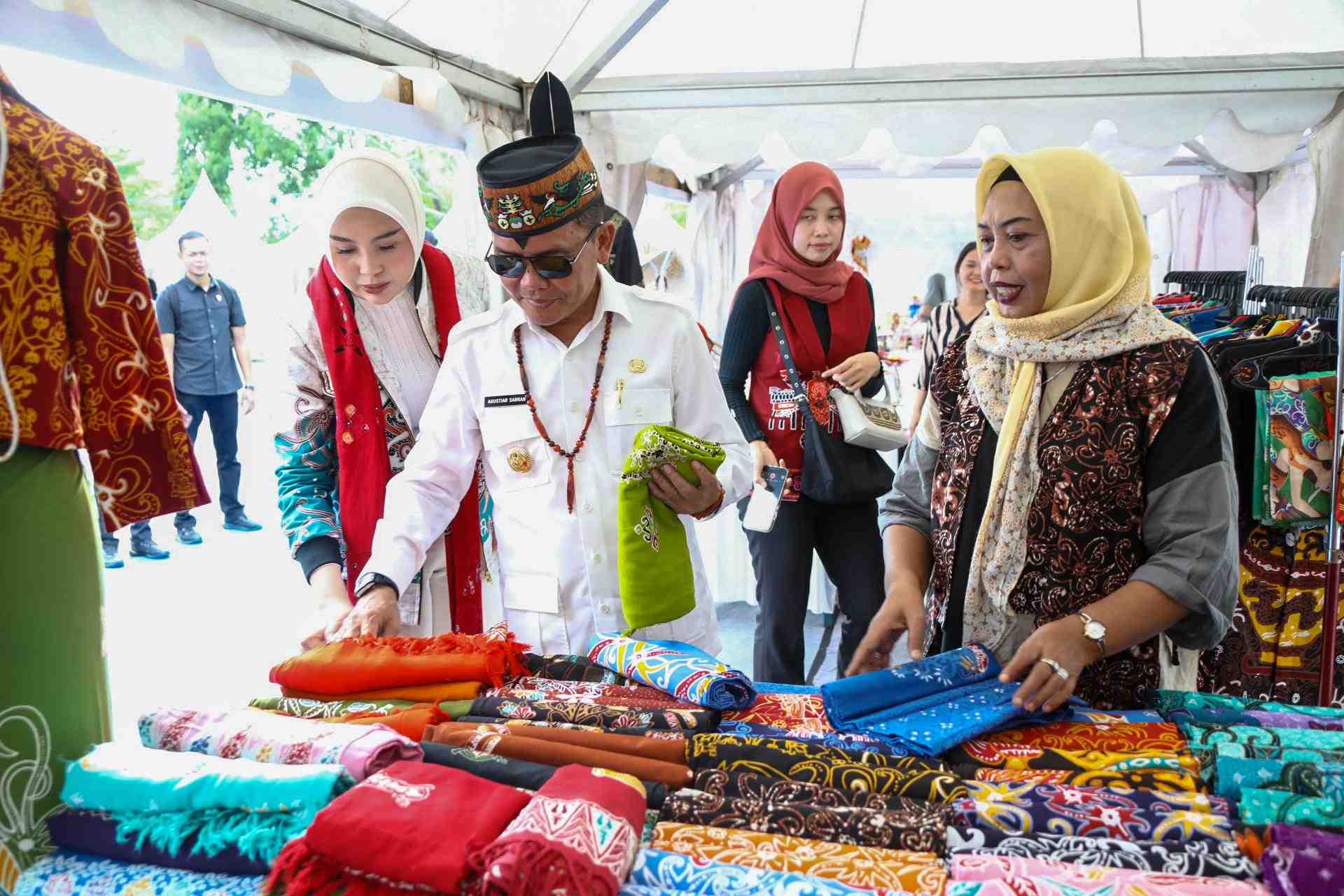 BATIK BENANG BINTIK