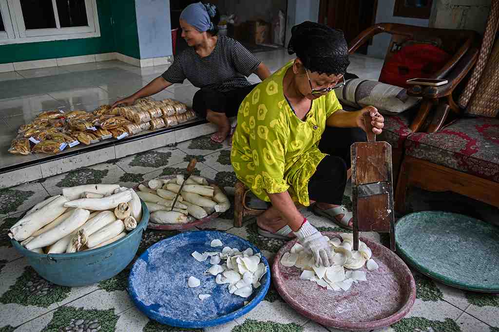 KAMPUNG UMKM EKOWISATA KERANGGAN