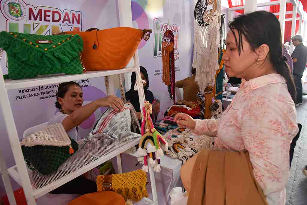 EXPO INDUSTRI KECIL MENENGAH DI MEDAN