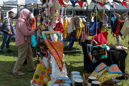 PASAR KELILING PLESIRAN DI SOLO