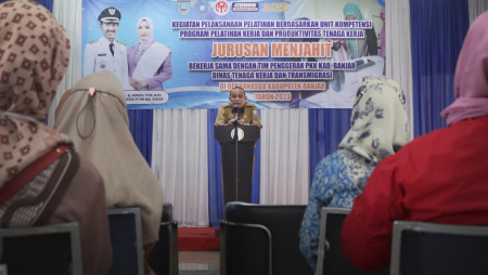 PROGRAM PELATIHAN MENJAHIT