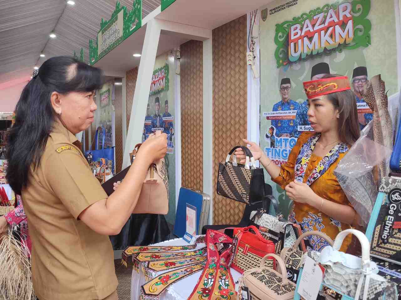 ANEKA AKSESORIS ROTAN
