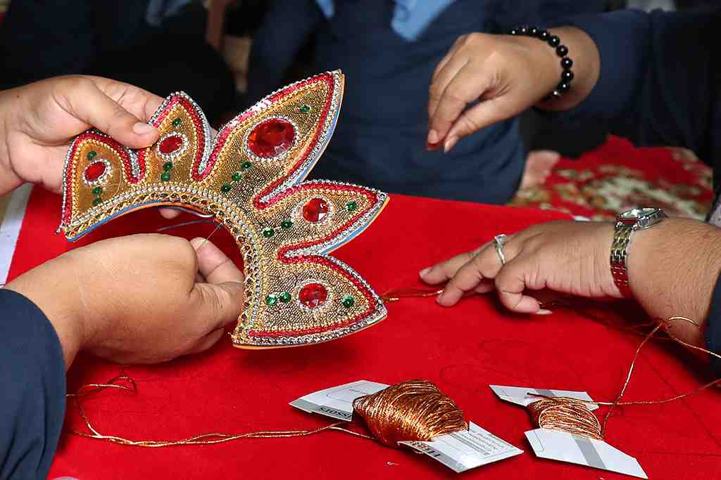 PELATIHAN EKONOMI KREATIF