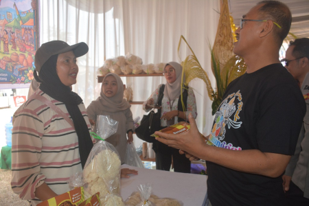 KUNJUNGI STAN WONOTUNGGAL EXPO