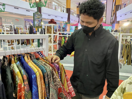 BAJU BATIK YOGYAKARTA