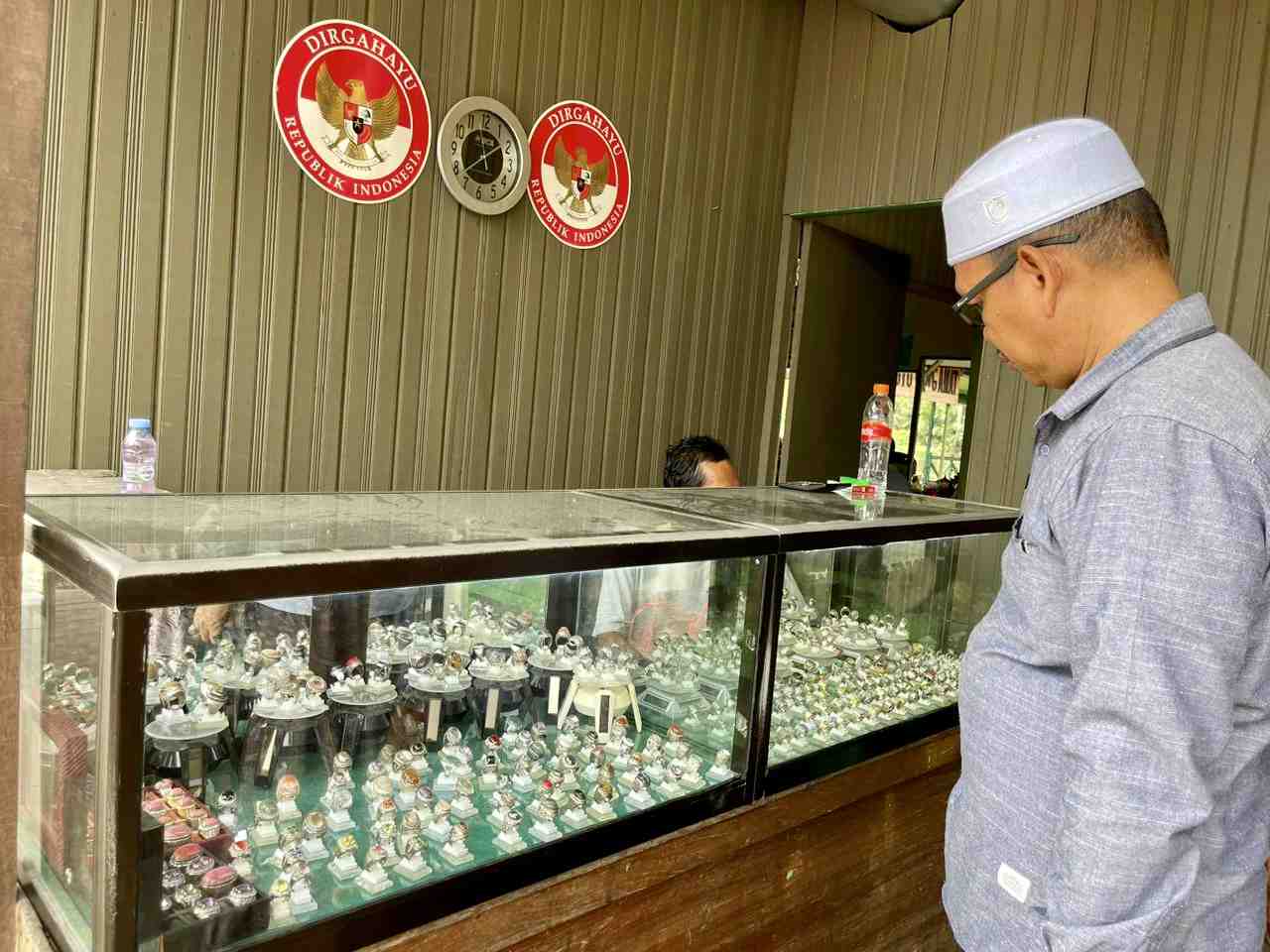 CINCIN BATU AKIK