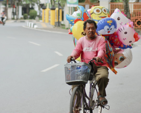 JUAL BALON KARAKTER