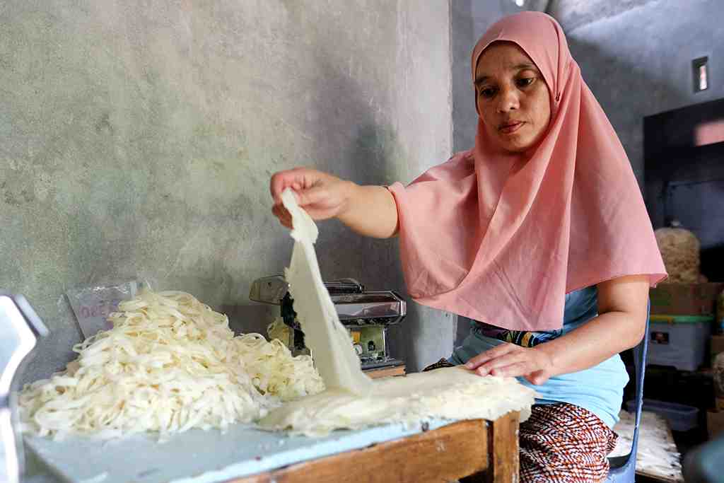 AMBIL LEMBARAN SINGKONG