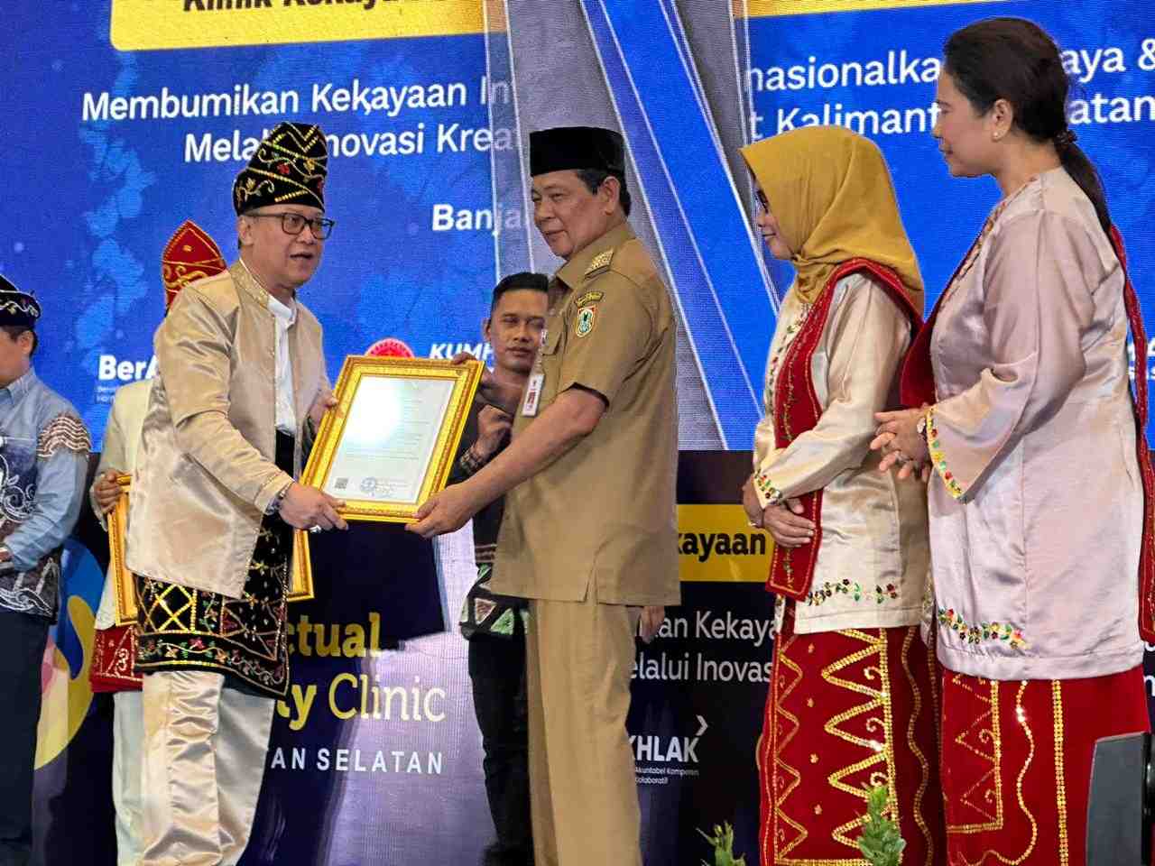 SASIRANGAN TERCATAT DI DJKI