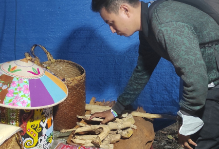 BONGGOL PASAK BUMI
