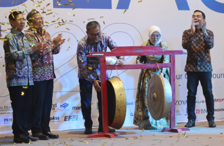 PUKUL GONG