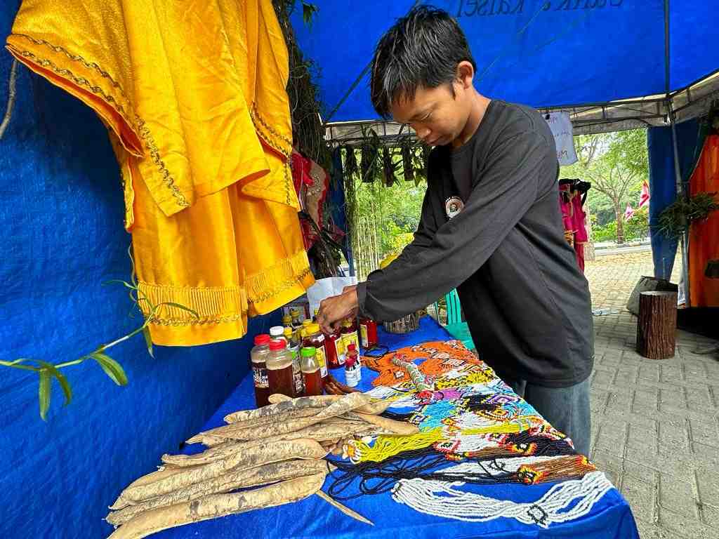 JUAL MINYAK-MINYAKAN