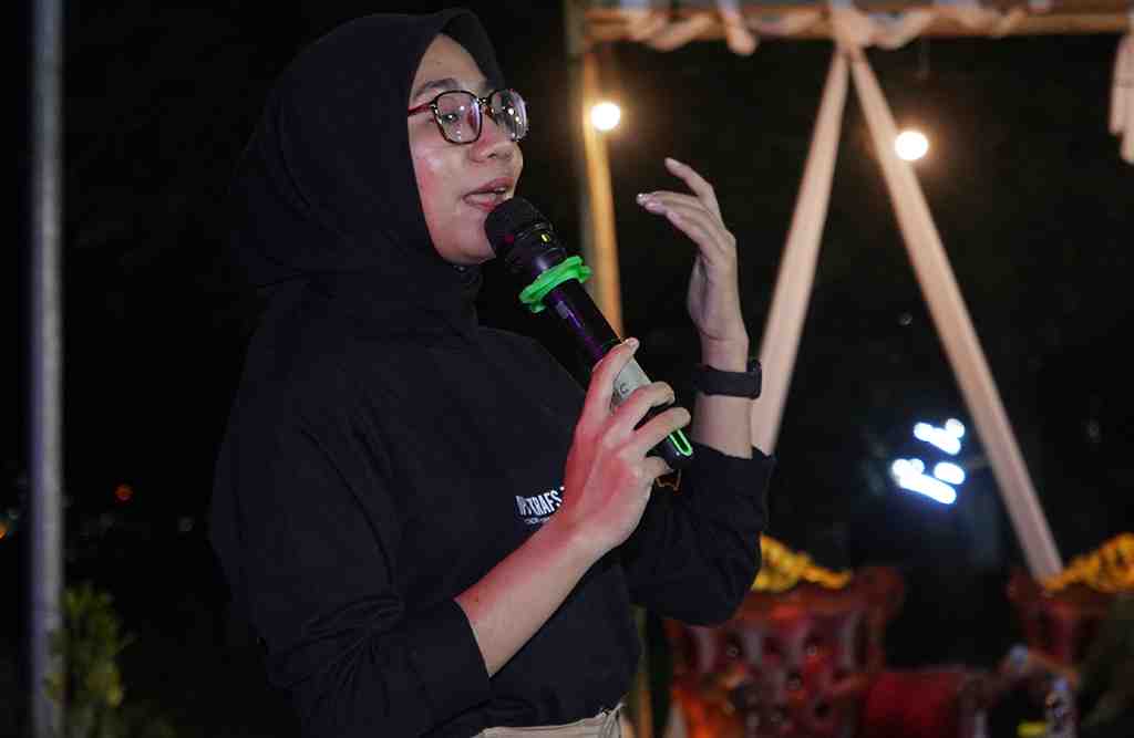 PENGEMBANGAN UMKM MELALUI GERAKAN EKONOMI KREATIF