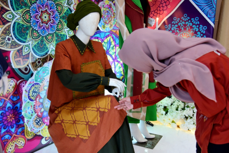 GAUN KARAWO MUSLIMAH