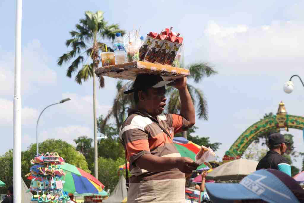 PEDAGANG KELILING
