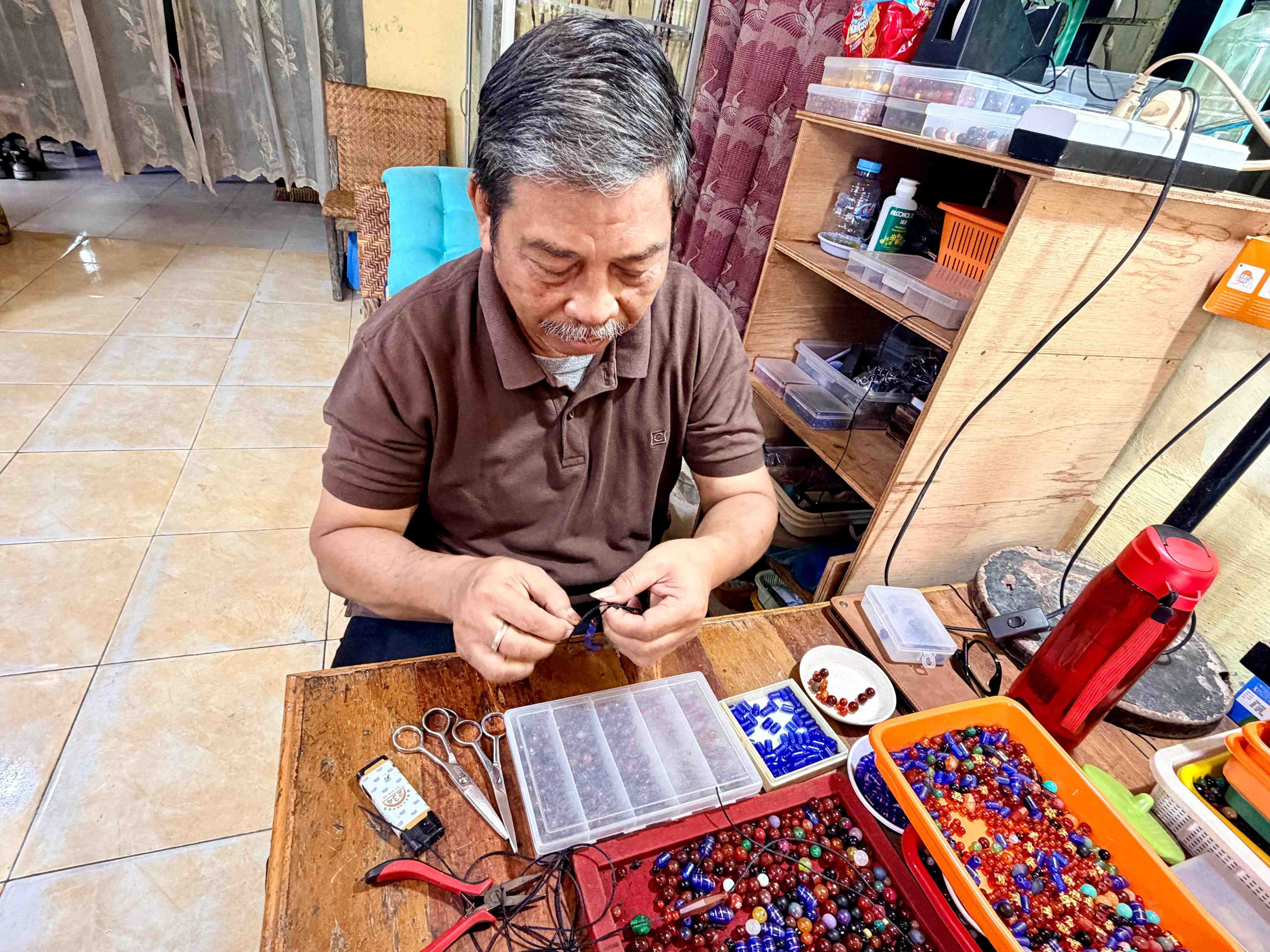 PENGRAJIN LILIS LAMIANG