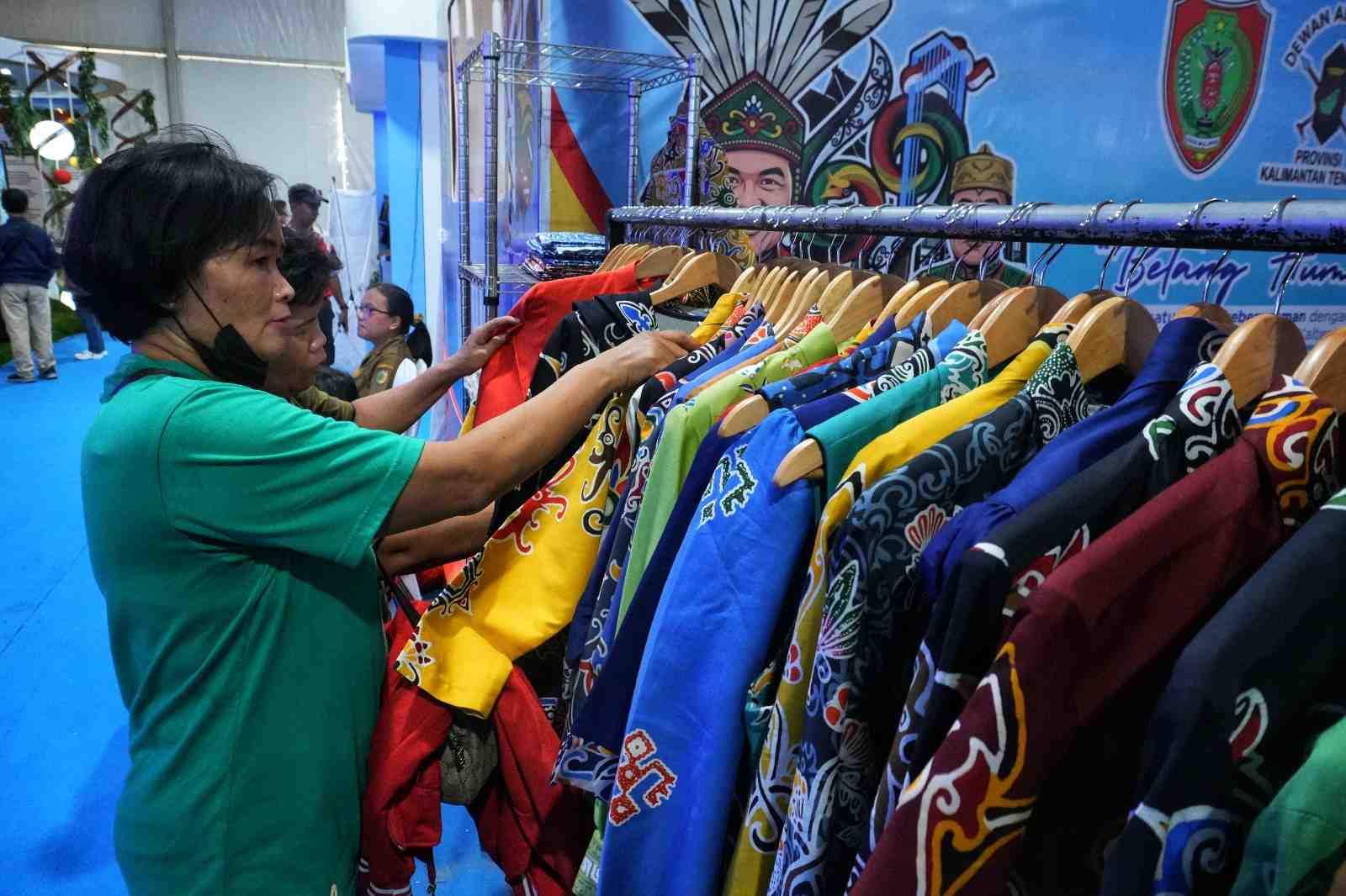 PILIH BATIK BENANG BINTIK