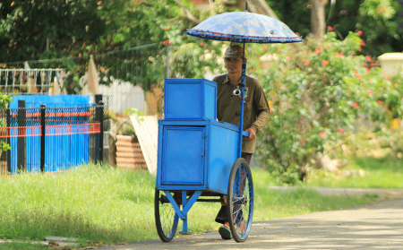 PENJUAL PENTOLAN BAKSO IKAN KELILING