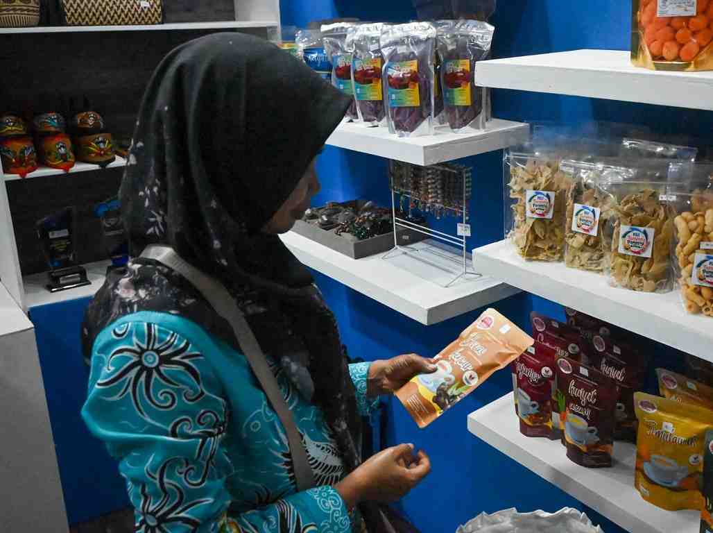 PILIH PRODUK CAMILAN LOKAL
