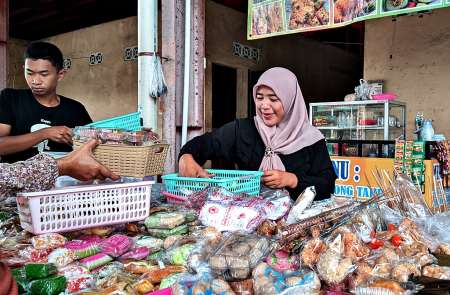 JAJANAN PASAR TRADISIONAL BLORA