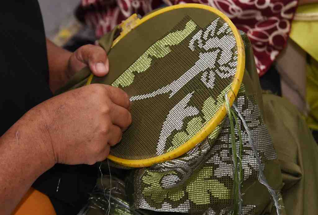 KARAWO BENANG METALIK