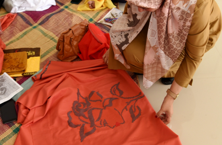 KARAWO MOTIF BESAR