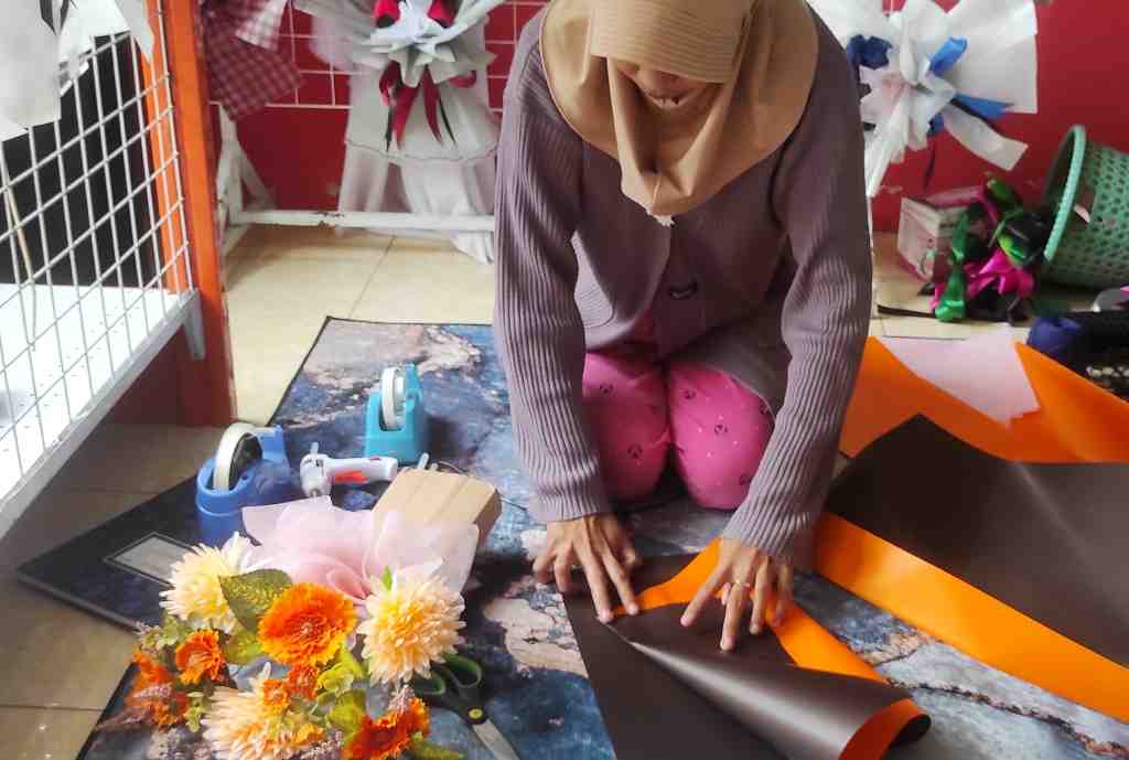 KERTAS BUKET