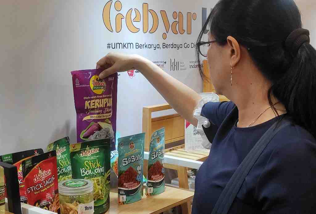 KERUPUK JANTUNG PISANG