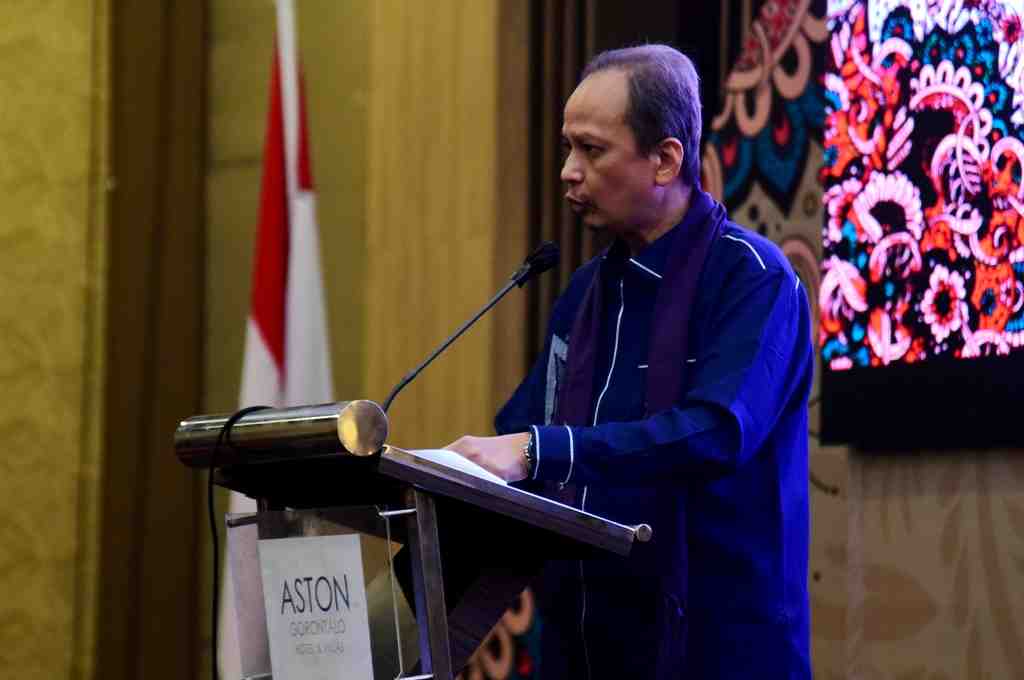 KOLABORASI MAJUKAN USAHA MIKRO