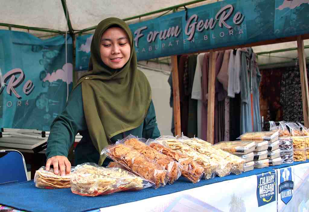 MENATA MAKANAN OLAHAN