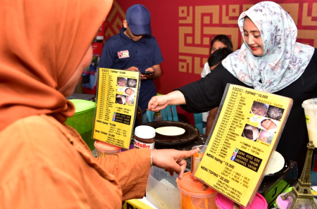 MEMILIH MENU KUE KREPES