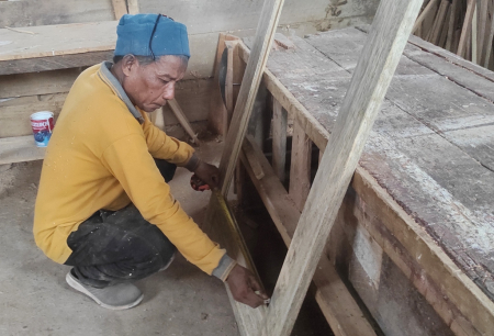 MENGUKUR PINTU RUMAH