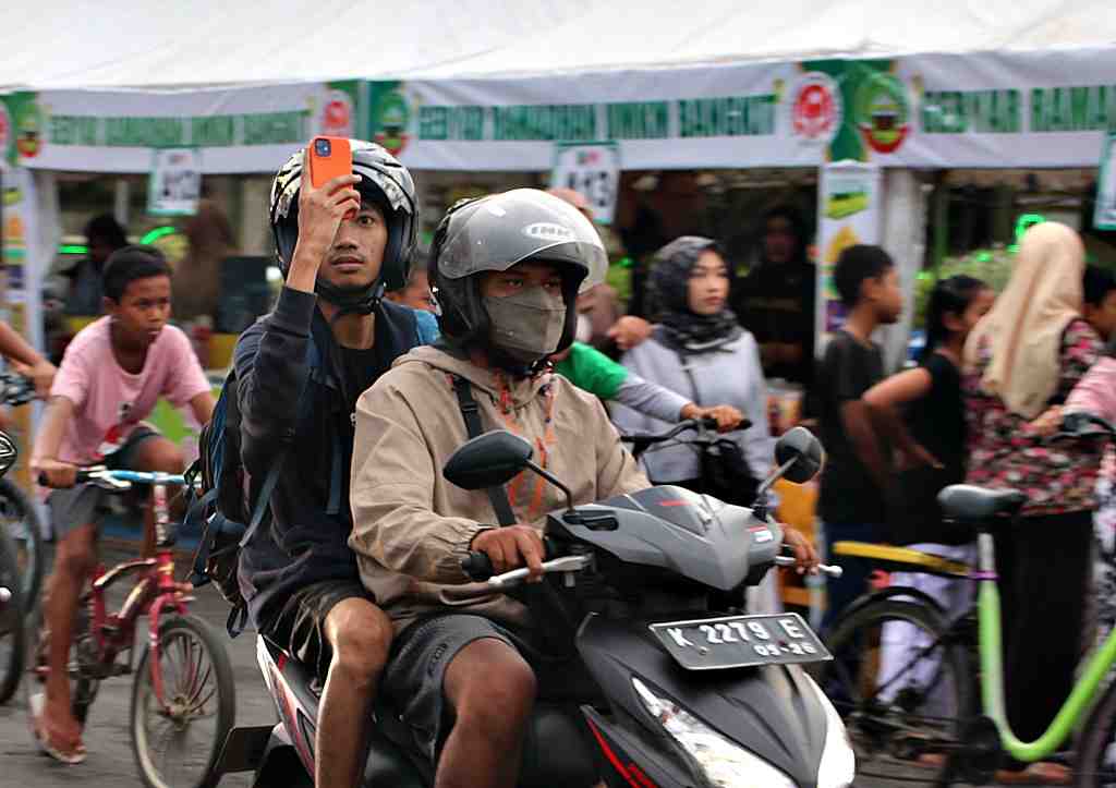 NGABUBURIT di BLORA
