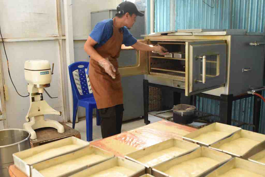 PANGGANG KUE LAPIS TIDORE