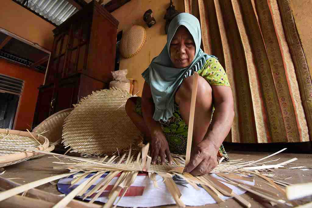 PROSES AWAL PEMBUATAN SALOY