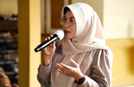 PEMASARAN KUE KARAWO