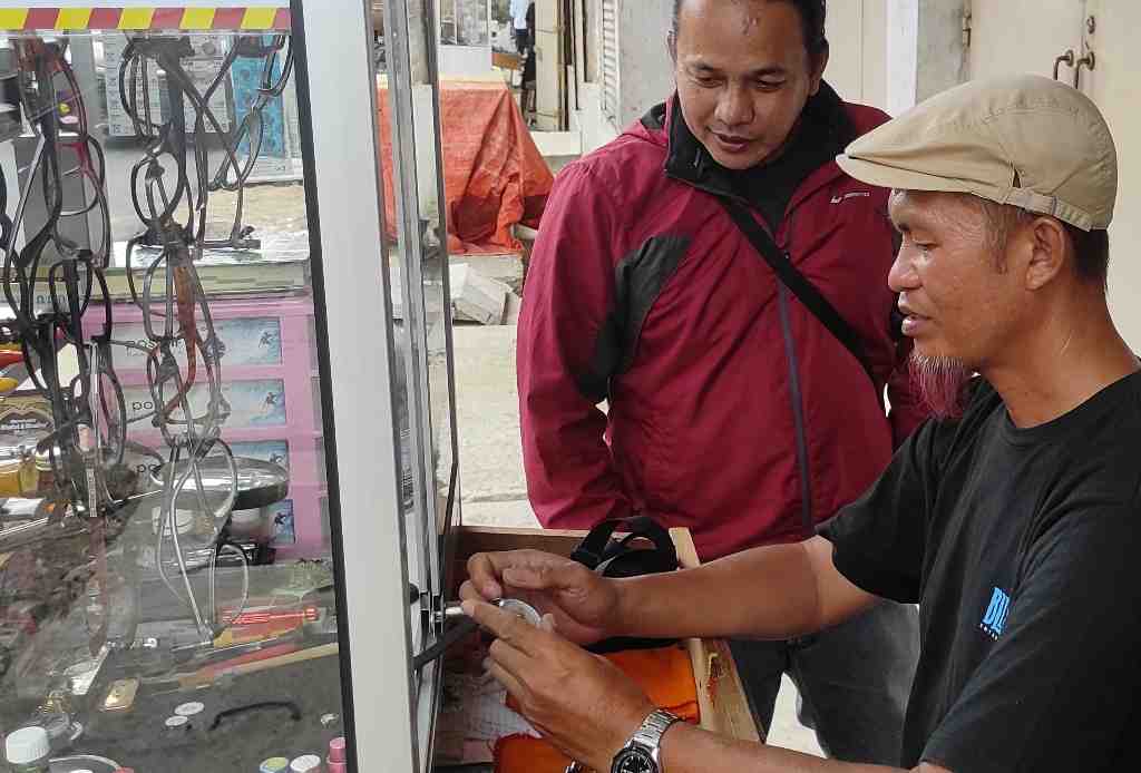 PROMOSI JASA SERVIS JAM