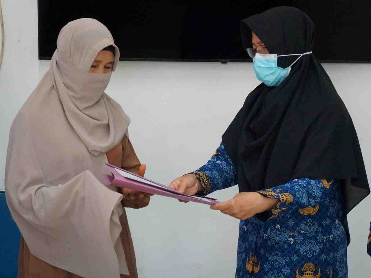 SERAHKAN SERTIFIKAT MEREK PELAKU USAHA