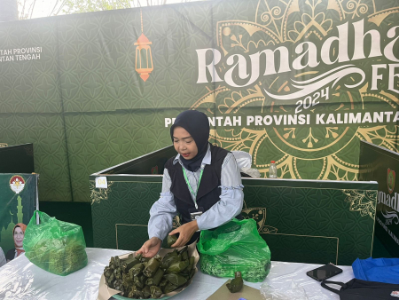 SUSUN ANEKA KUDAPAN