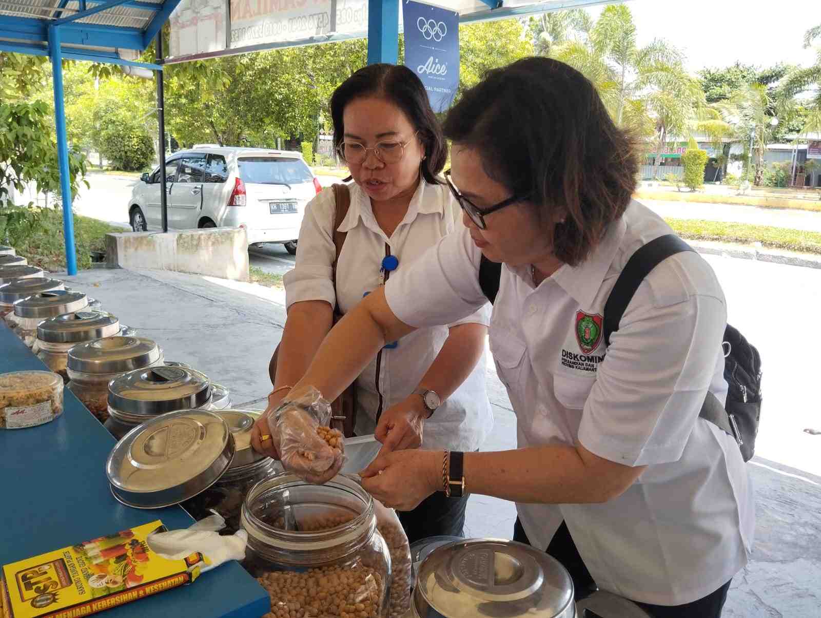 BELI KACANG TELUR