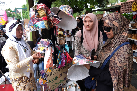 BAZAR UMKM SENI SOLO ART MARKET