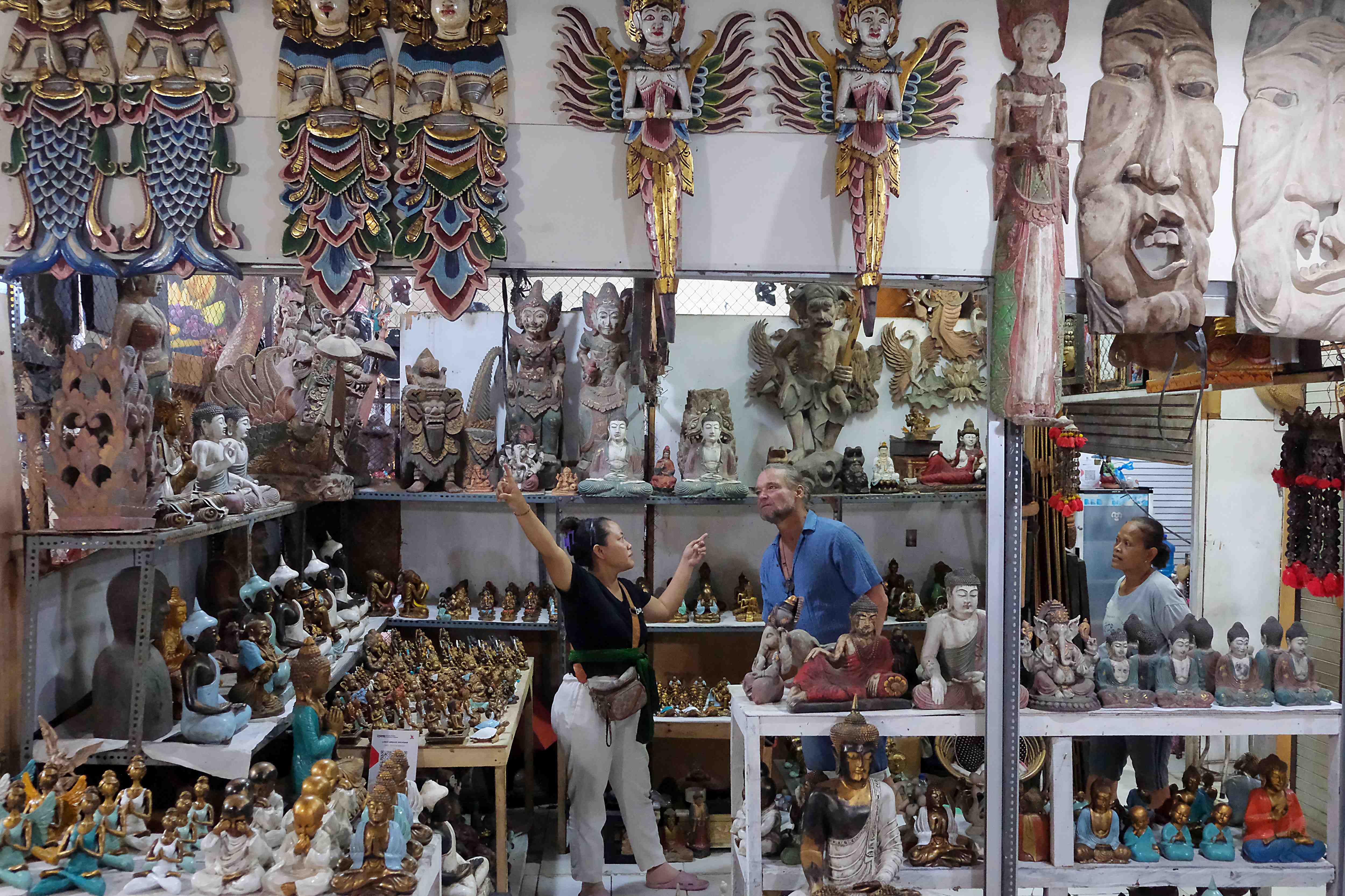 PERTUMBUHAN EKONOMI BALI SEPANJANG TAHUN 2025