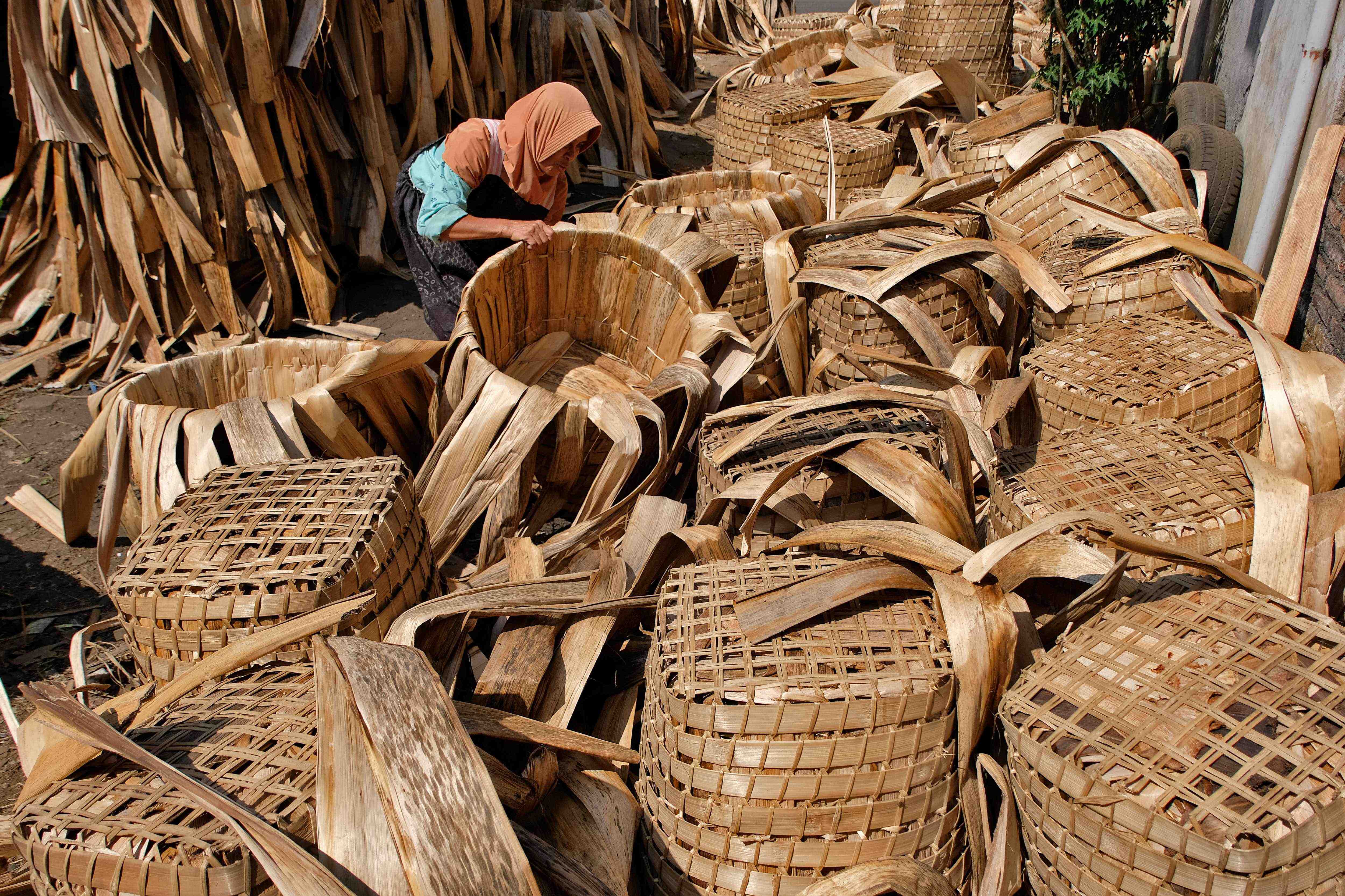 PRODUKSI KERANJANG TEMBAKAU
