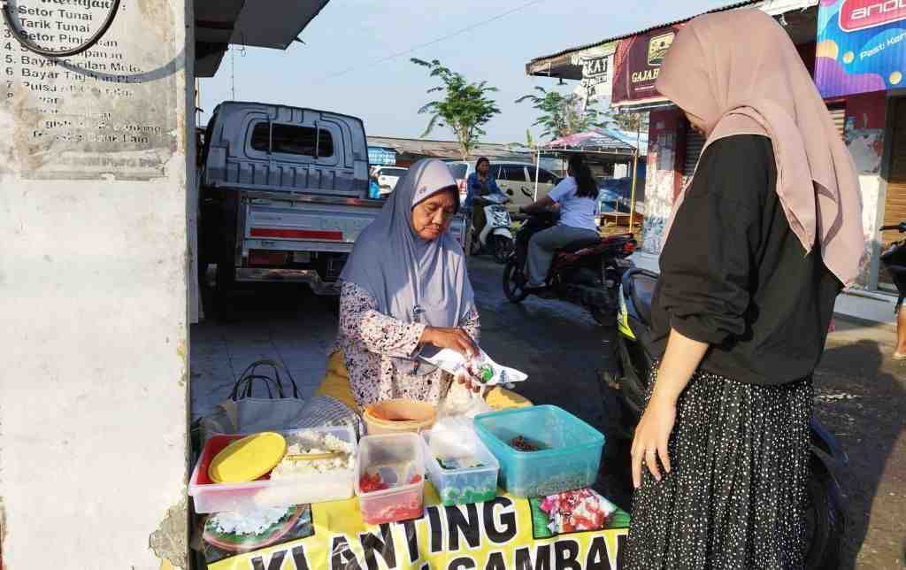 JUAL JAJANAN PASAR