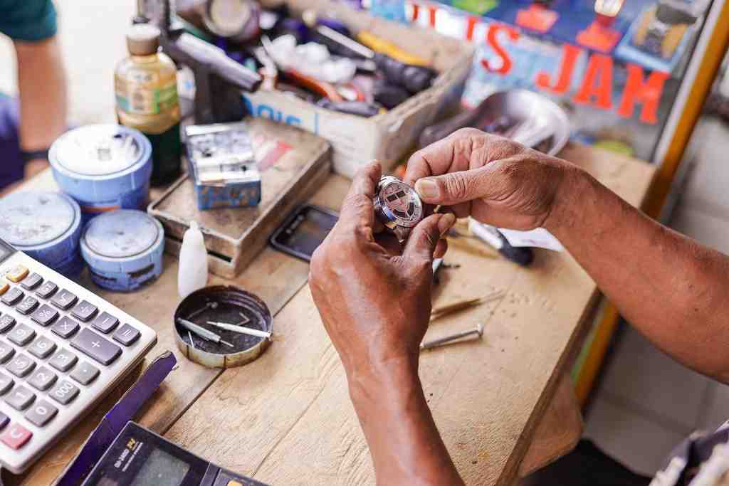 REPARASI JAM TANGAN