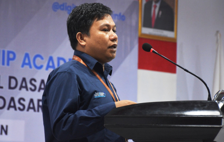 PELATIHAN DIGITAL ENTREPREUNERSHIP ACADEMY