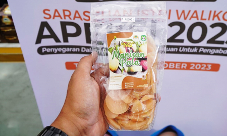 MANISAN BUAH PALA