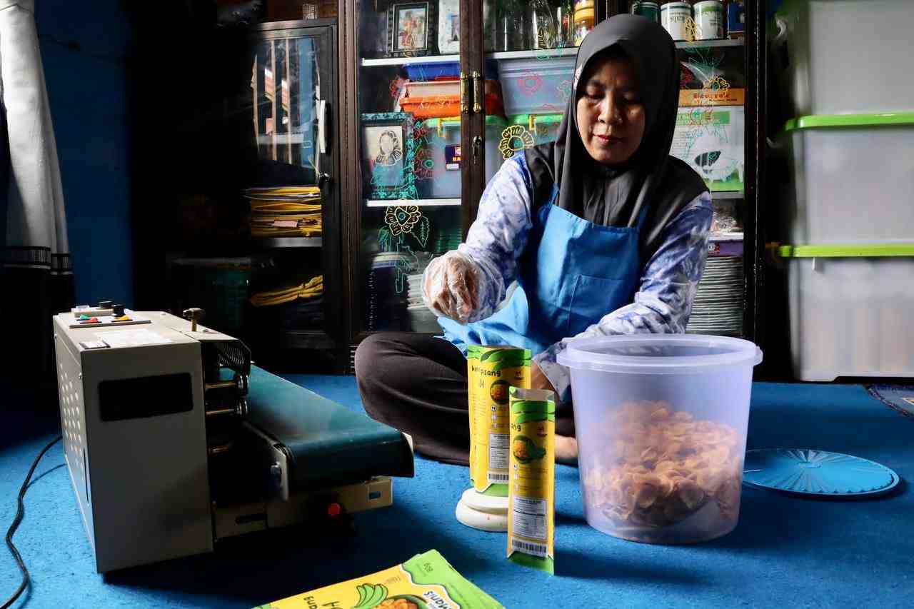 TIMBANG KERIPIK PISANG