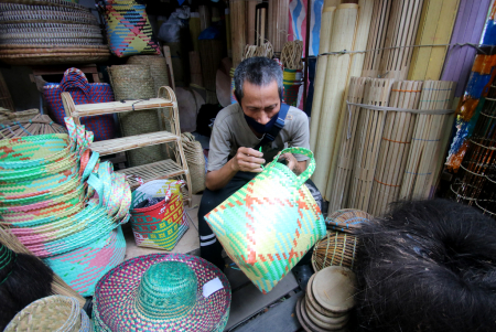 ANYAM BAKUL PURUN
